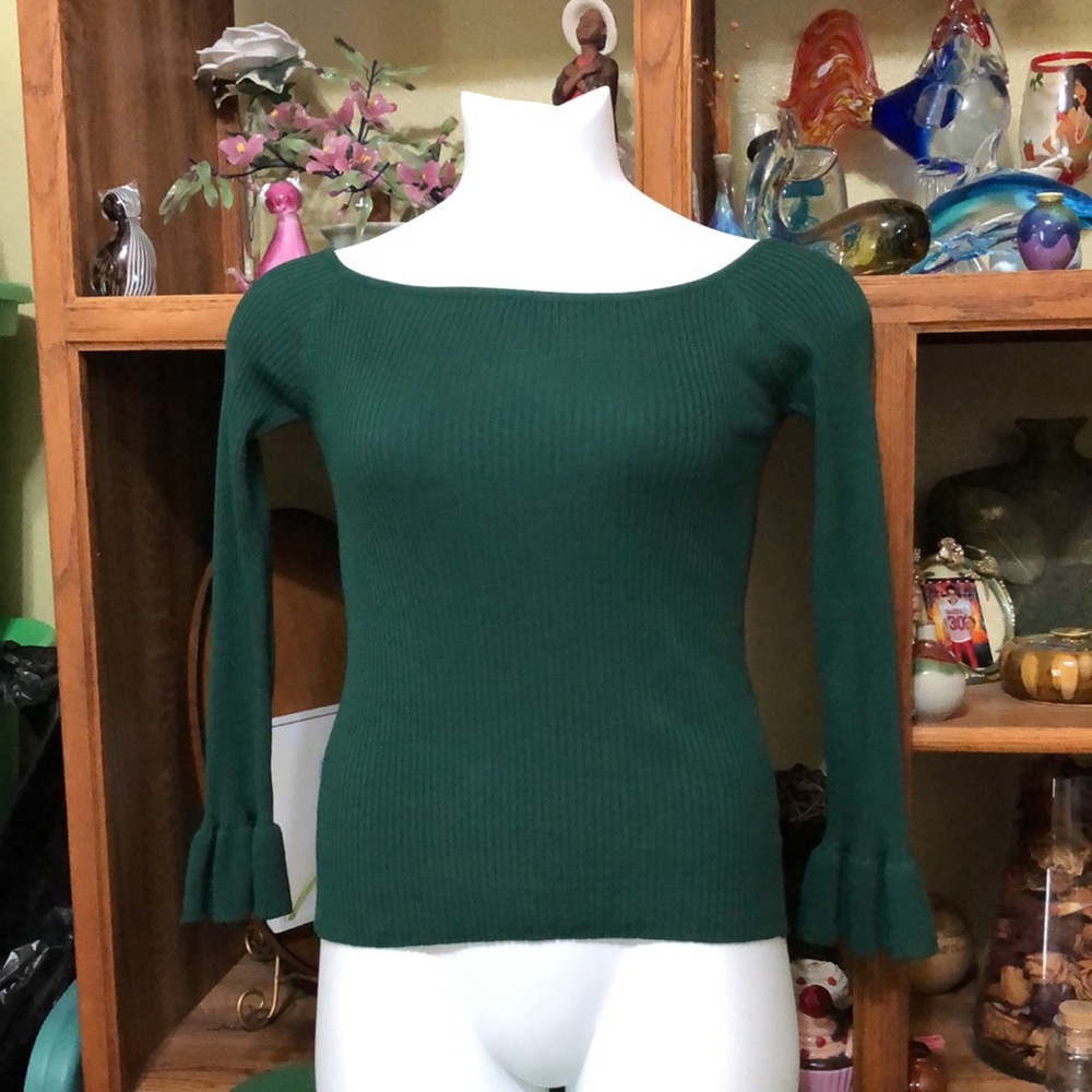 Fashion Nova Green Top - Picture 8 of 9